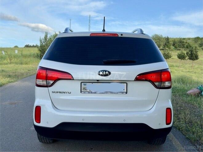 Kia Sorento-2