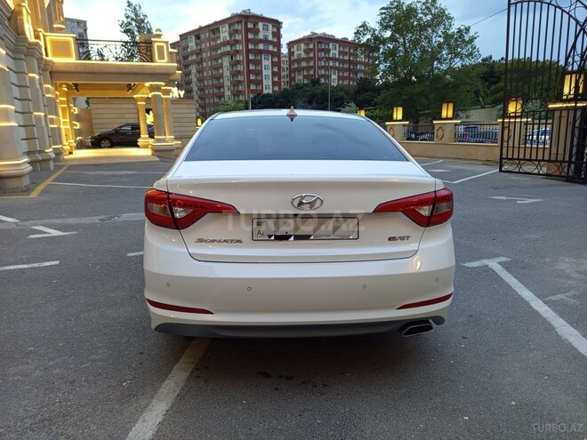 Hyundai Sonata-3