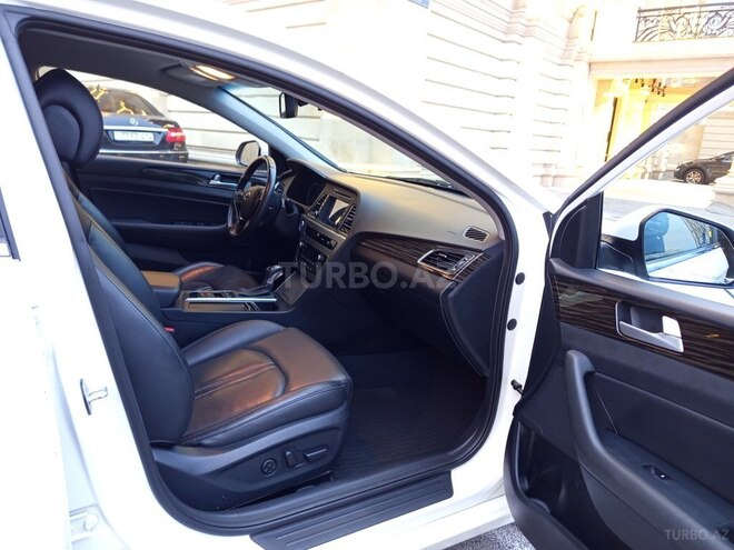 Hyundai Sonata-8