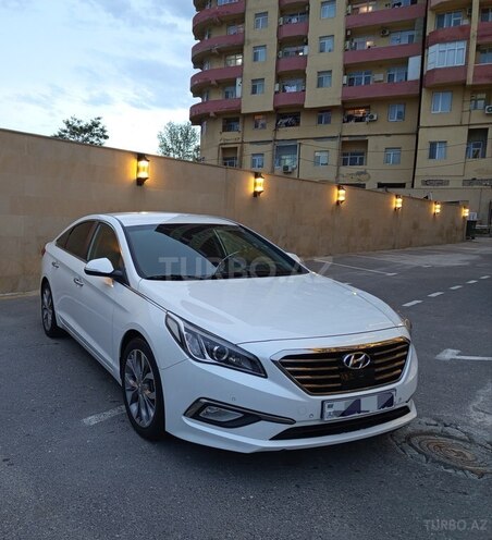 Hyundai Sonata-5