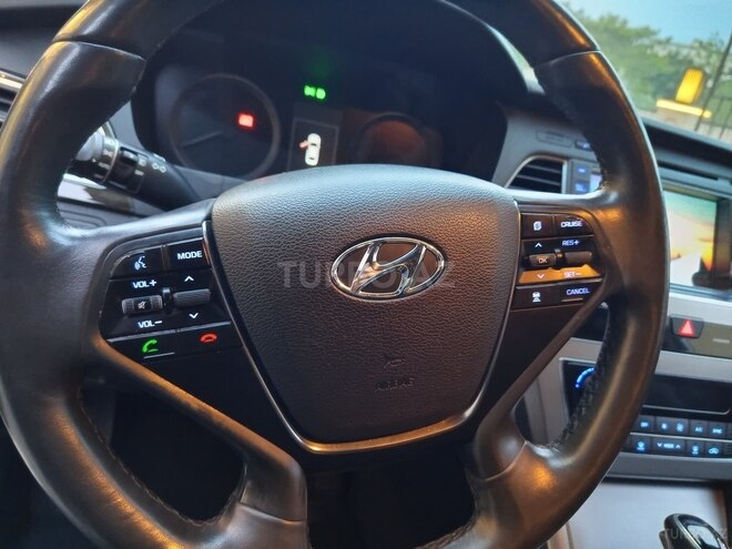 Hyundai Sonata-10