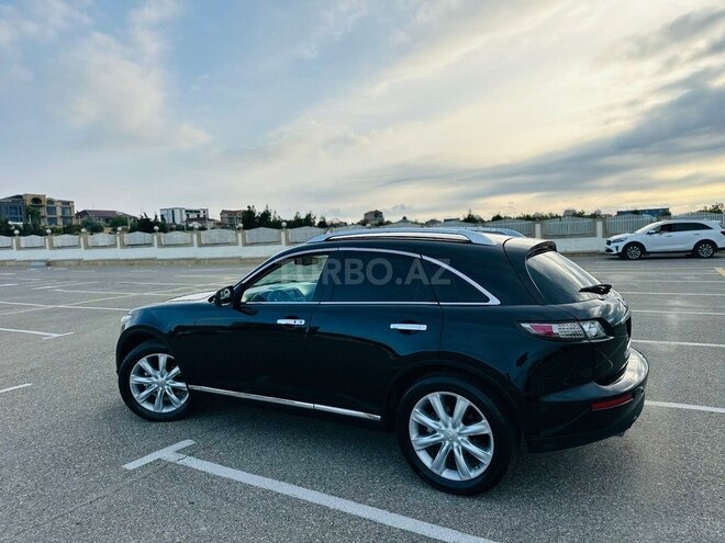 Infiniti FX35-7