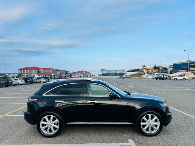 Infiniti FX35-6