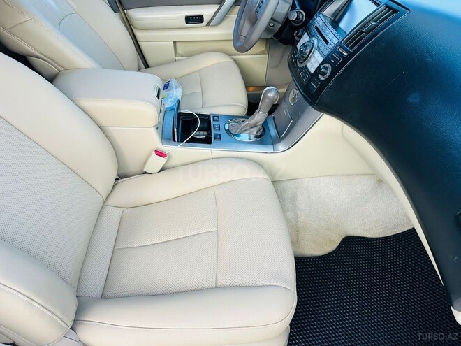Infiniti FX35-15
