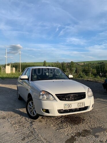 LADA (VAZ) Priora-1