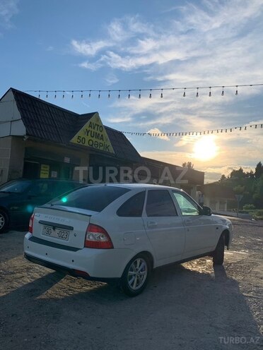 LADA (VAZ) Priora-8