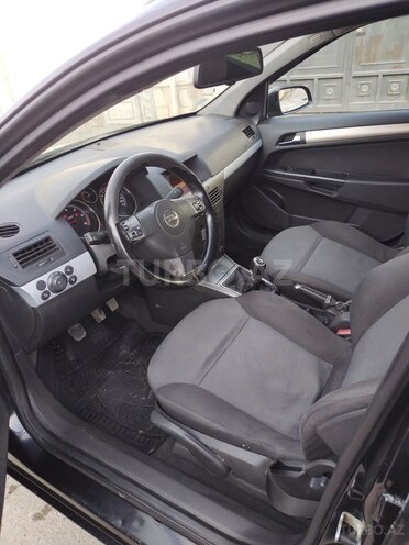 Opel Astra-11