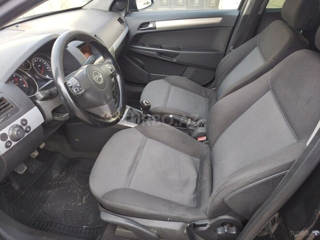 Opel Astra-10