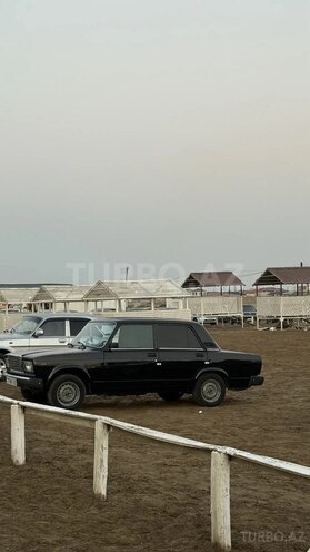 LADA (VAZ) 2107-4