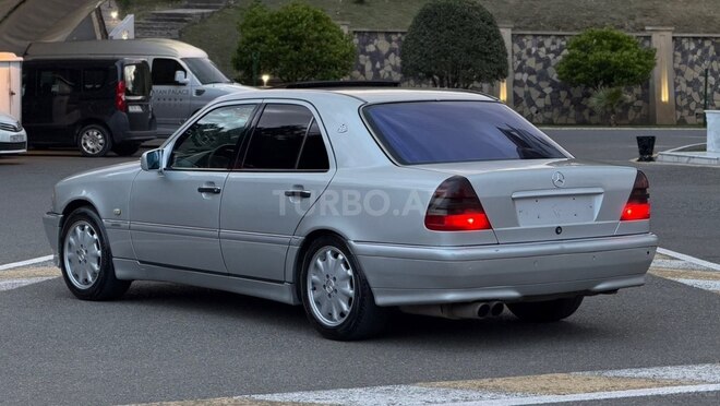 Mercedes C 240-5