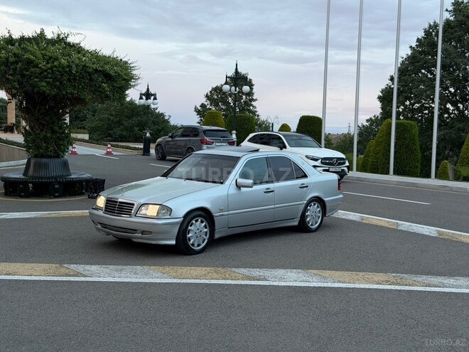Mercedes C 240-2