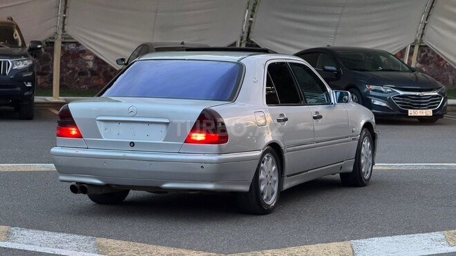 Mercedes C 240-8