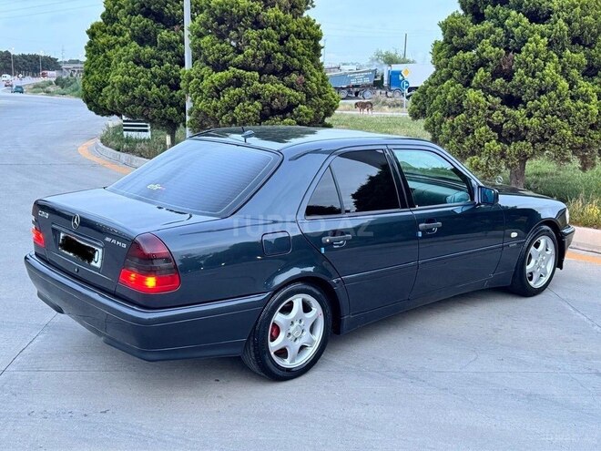 Mercedes C 240-10