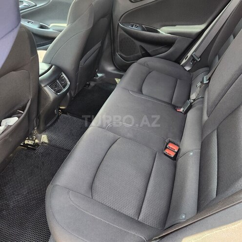 Chevrolet Malibu-7
