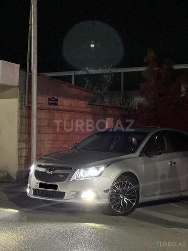 Chevrolet Cruze-2