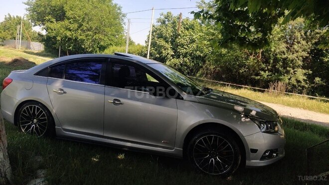 Chevrolet Cruze-5