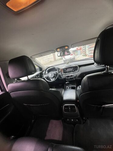 Kia Sorento-2