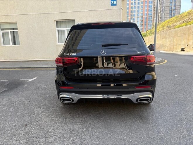 Mercedes GLB 200-4