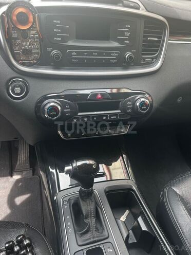 Kia Sorento-7