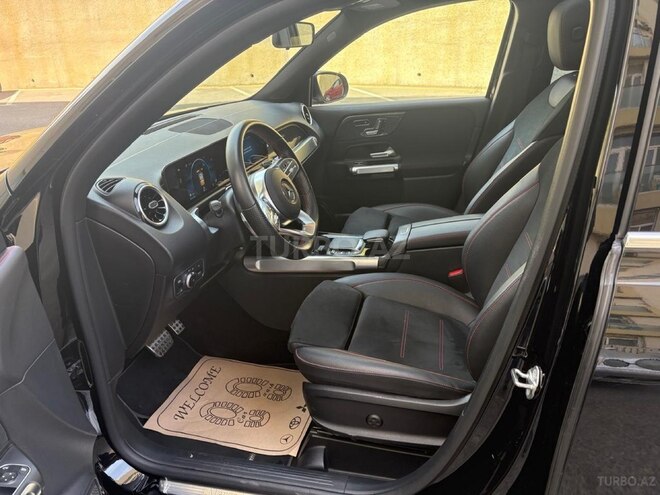Mercedes GLB 200-9