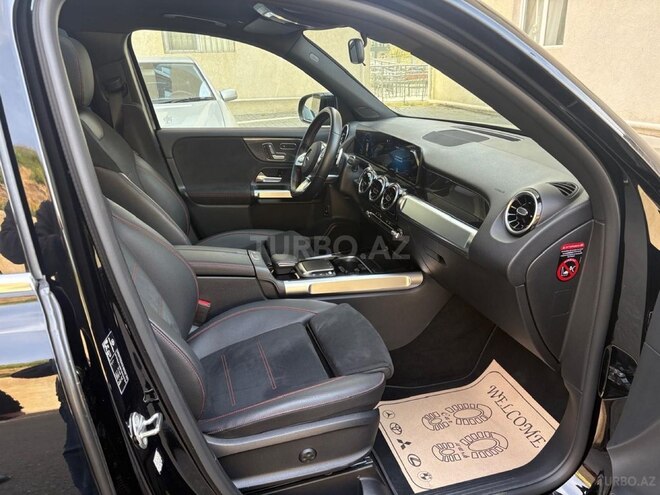 Mercedes GLB 200-8