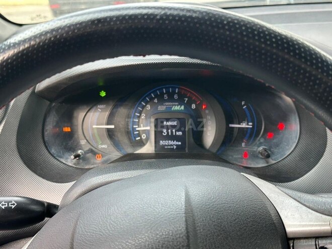 Honda Insight-9