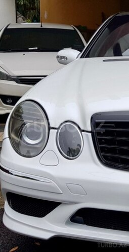 Mercedes E 240-3