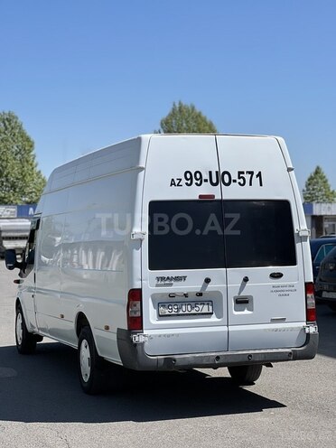 Ford Transit-6