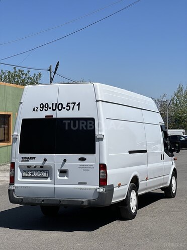 Ford Transit-7