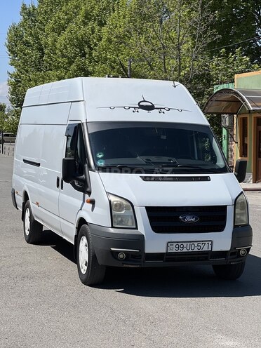Ford Transit-11