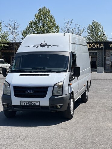 Ford Transit-2