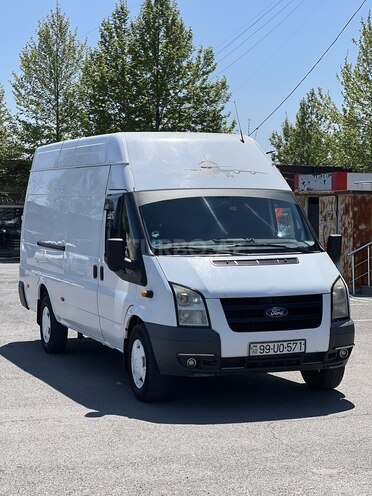 Ford Transit-1