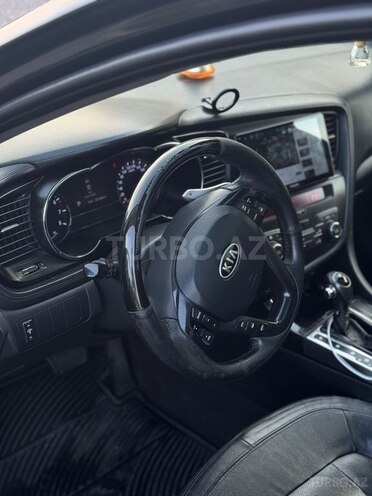 Kia Optima-5