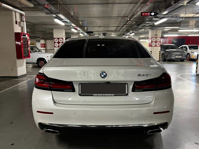 BMW 530e-2