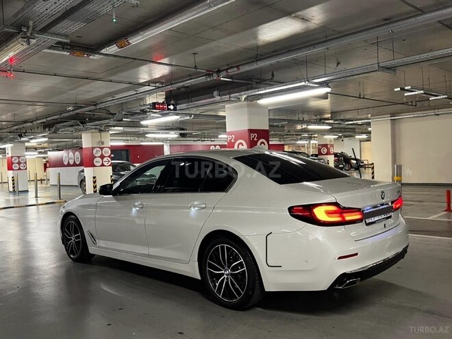 BMW 530e-20