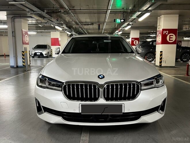 BMW 530e-1