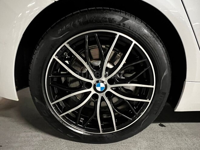 BMW 530e-5