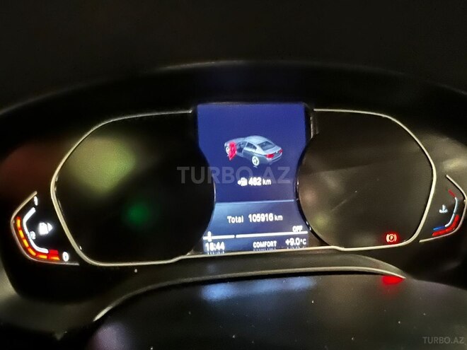 BMW 530e-7