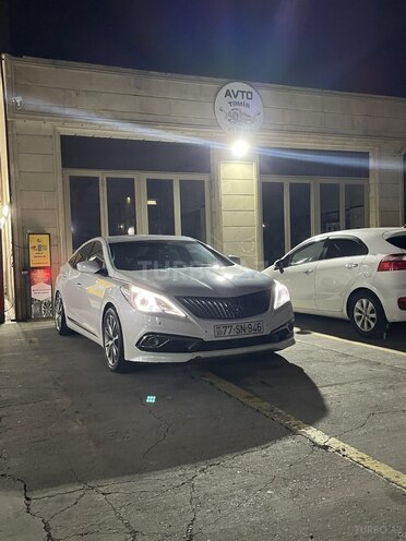 Hyundai Grandeur-9