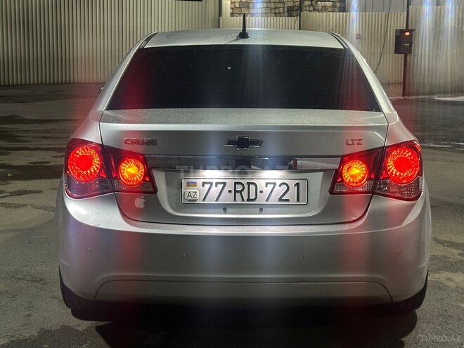 Chevrolet Cruze-18