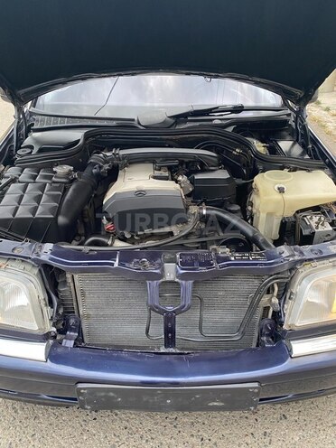 Mercedes C 200-2