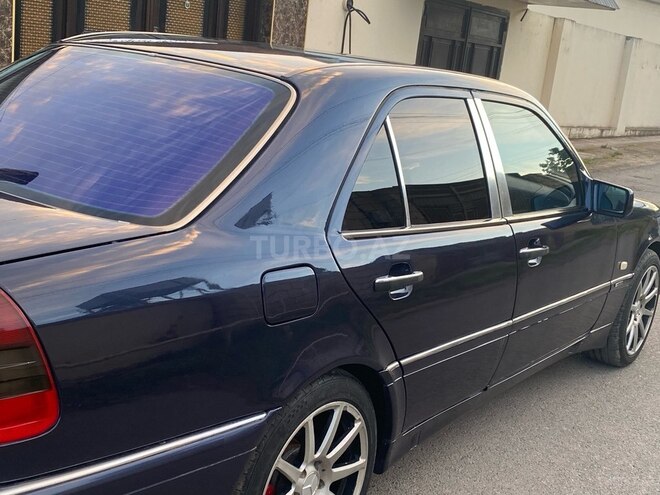 Mercedes C 200-7
