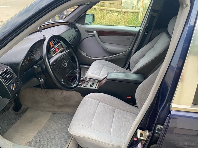 Mercedes C 200-4