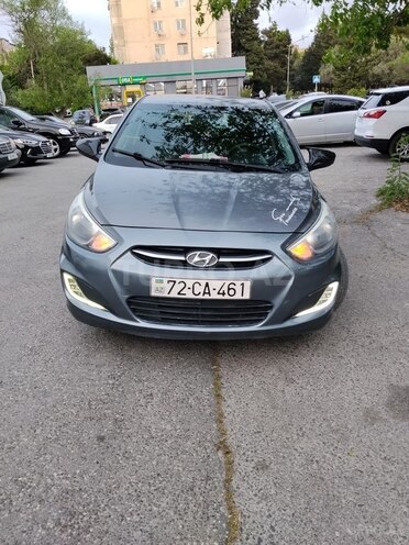 Hyundai Accent-1