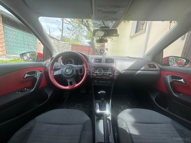 Volkswagen Polo-3