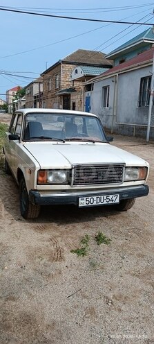 LADA (VAZ) 2107-2