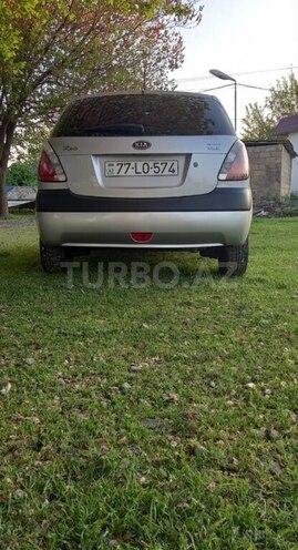 Kia Rio-2