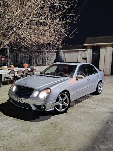Mercedes E 240-15