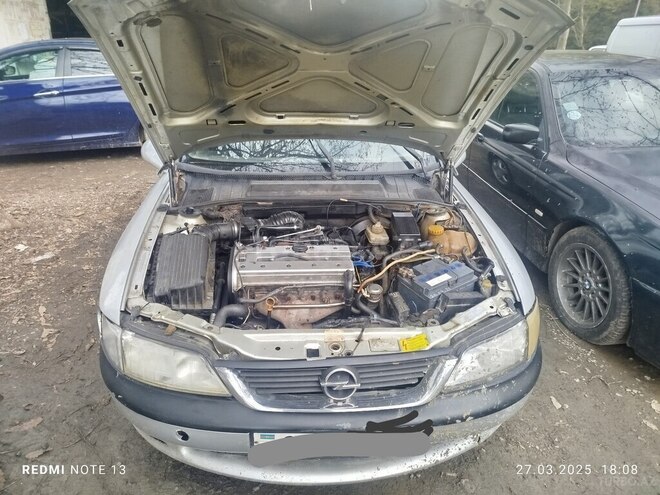 Opel Vectra-3