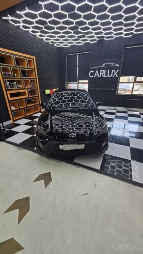 Toyota Camry-1